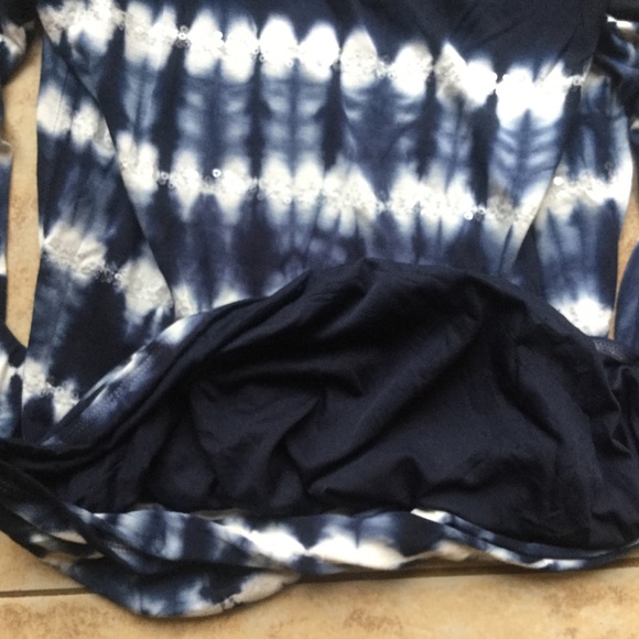 INC NWOT cold shoulder top - Picture 7 of 8